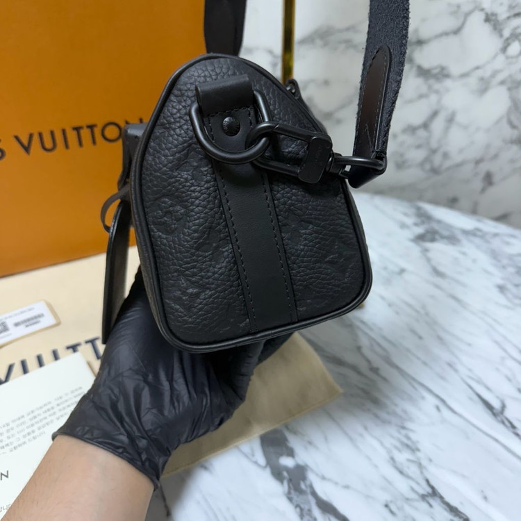 루이비통 이클립스 토뤼옹 반둘리에 키폴 25 크로스백 이미지