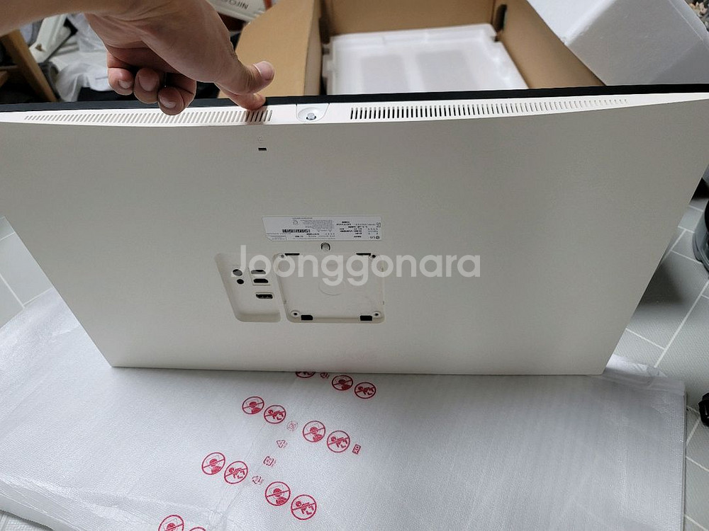 LG 32UN650 4K 고화질 모니터 액정교체품--2
