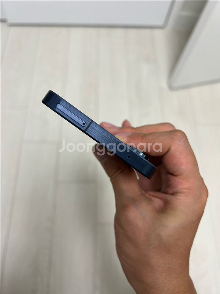 갤럭시 퀀텀5 (A556) 단품 네이비 128GB S급--5