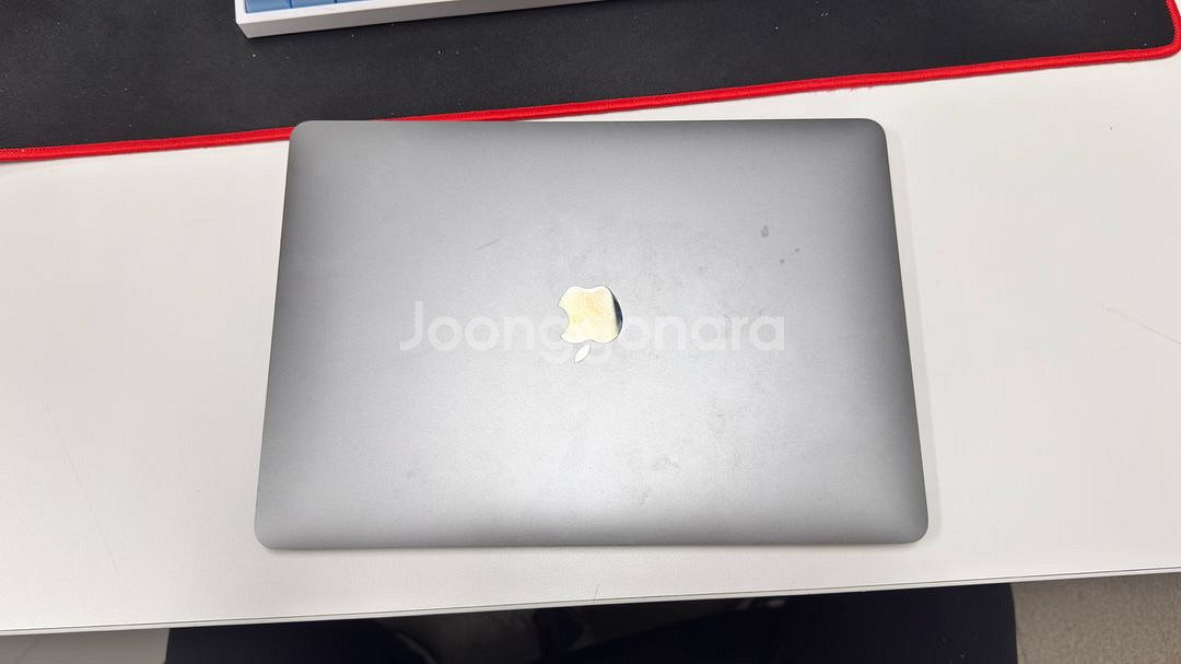 맥북에어 m1 256gb--0