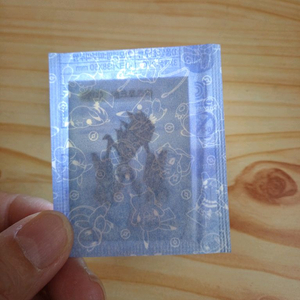 포켓몬시즌4띠부씰 네크로즈마 5천에 판매