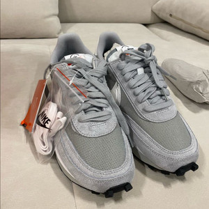 나이키x사카이x프라그먼트LD와플라이트스모크그레이265