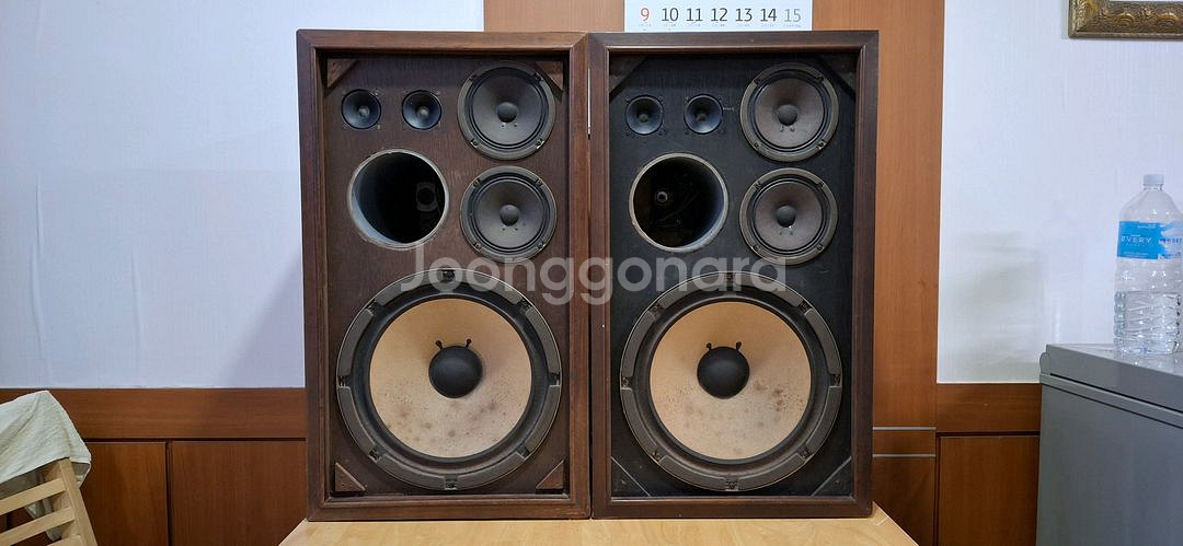Sansui SP-200 SPEAKERS--1