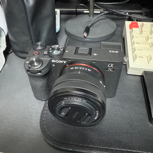 A7c2 및 SEL2070G 판매합니다.