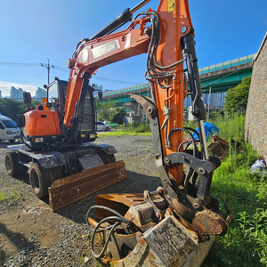 두산 03W굴삭기 DX65W 회링,코,풀셋 2023년
