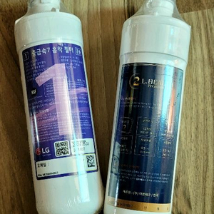 엘지 퓨리케어 정수기 필터 1번과 2번 한 세트입니다.