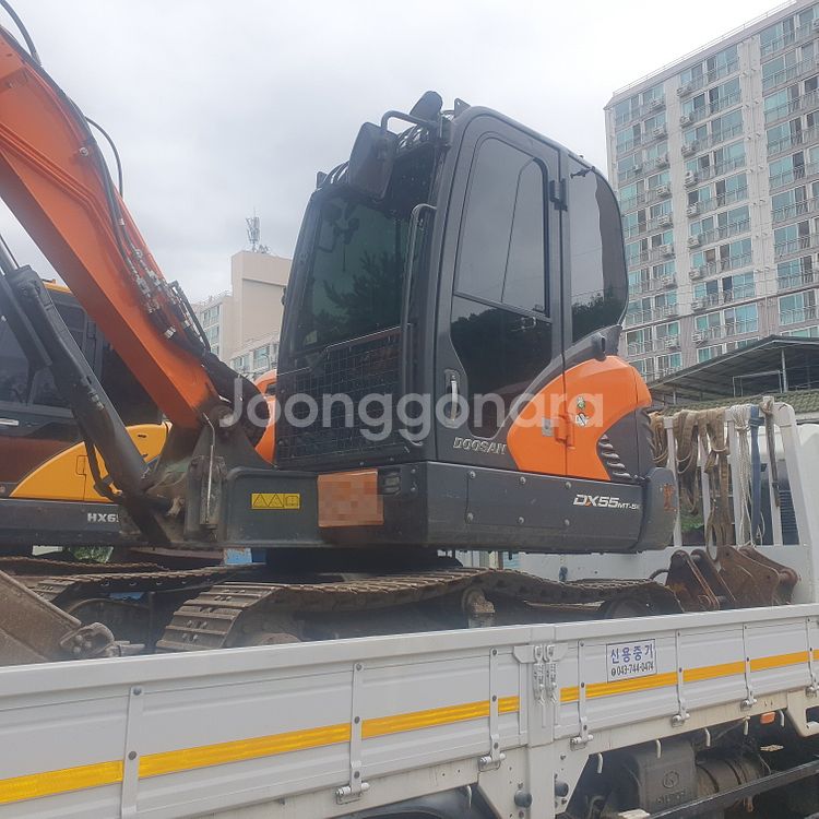 두산 02굴삭기 DX55 회링,코집 A급 2020년식--1