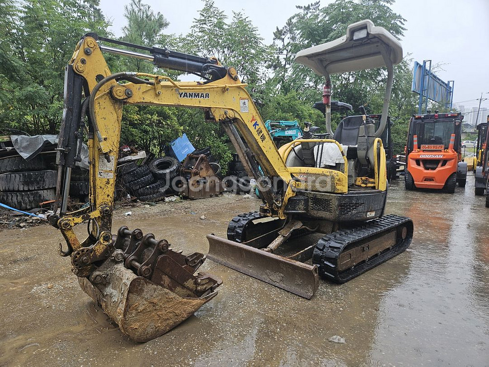 얀마 미니굴삭기 VIO20 2015년식 트랙신품 판매--1