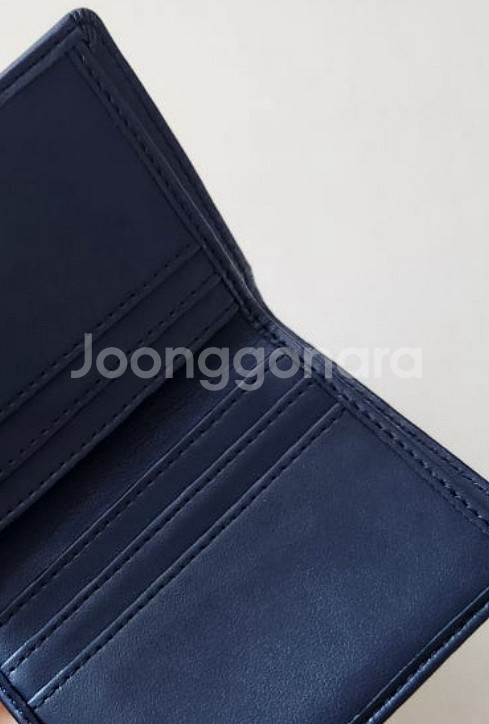 새상품 정품 조르지오 아르마니 뷰티 카드지갑--1