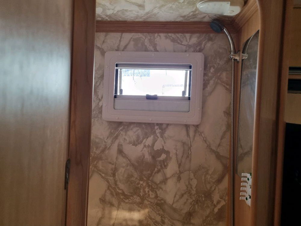 봉고3 더블켑 캠핑카 (강원) 2000만원 이미지