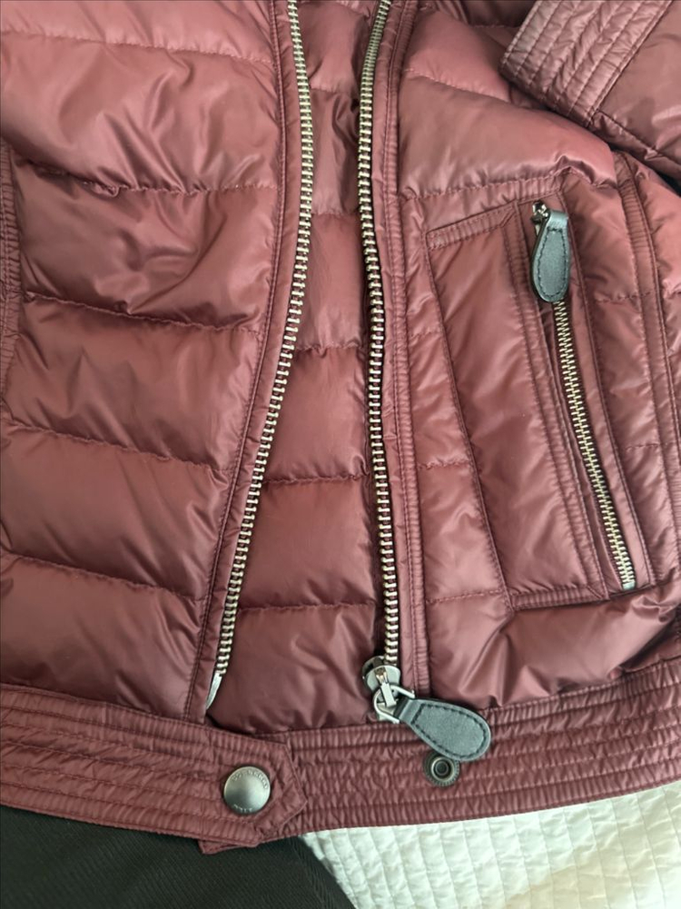 버버리 경량 숏패딩--2