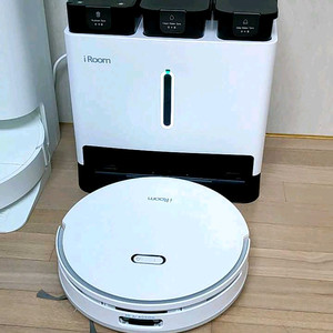 환불가능)아이룸 로봇청소기 M10 울트라(한번사용)AS