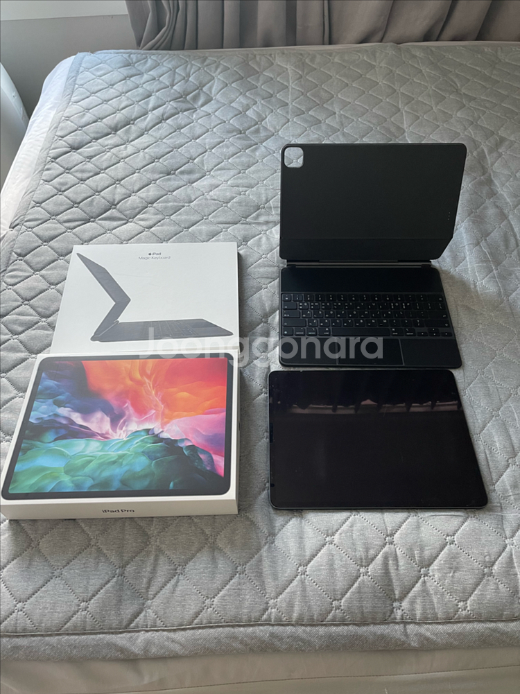 iPad Pro 12.9 4세대 1TB + 매직키보드--0
