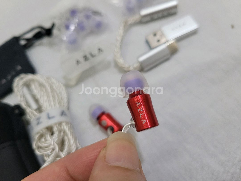 아즈라 아젤 에디션G 다코타 이어폰 레드--1