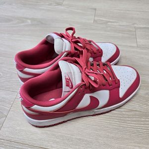 나이키 덩크 로우 아키오 핑크 280