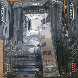 기가바이트 X299 UD4 Pro메인보드i7-7800x