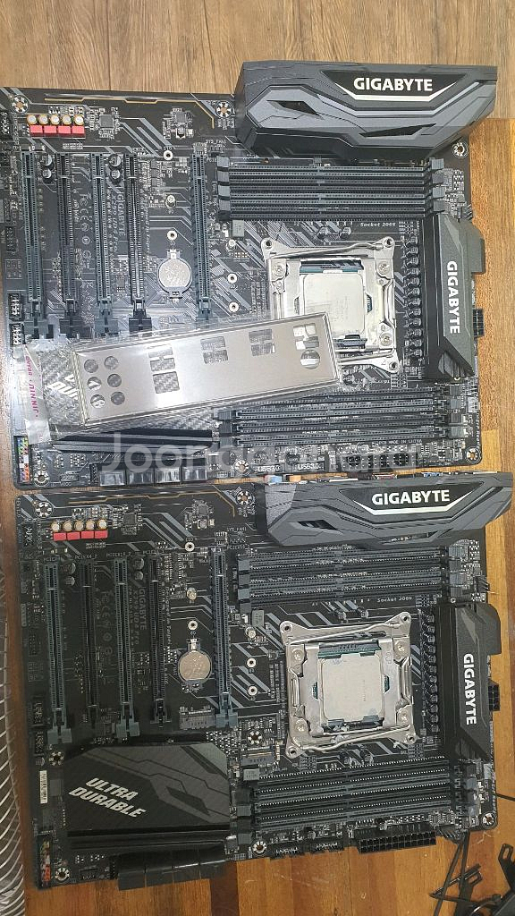 기가바이트 X299 UD4 Pro메인보드i7-7800x--1