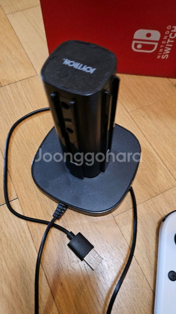 닌텐도 스위치 Oled 화이트 판매합니다.--8