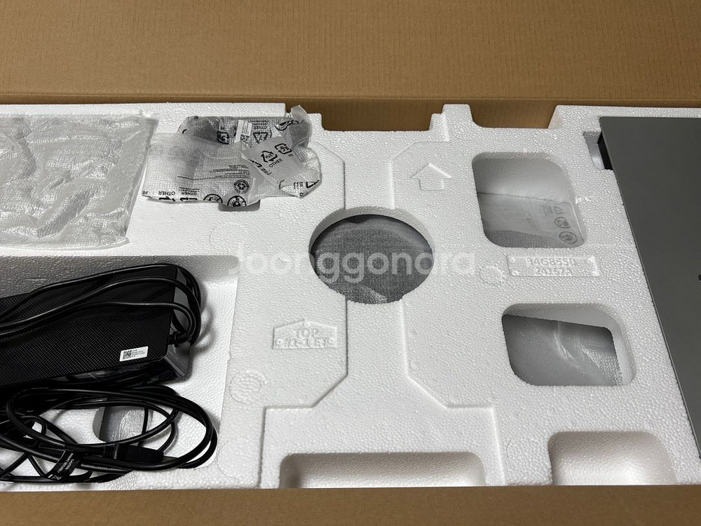 삼성 oled g8 s34bg850--7
