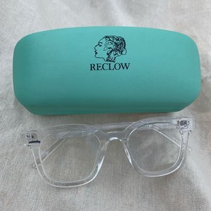 투명 안경테 뿔테