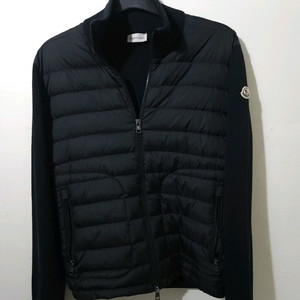[22Fw] 몽클레어 김현우 니트패딩 M Size