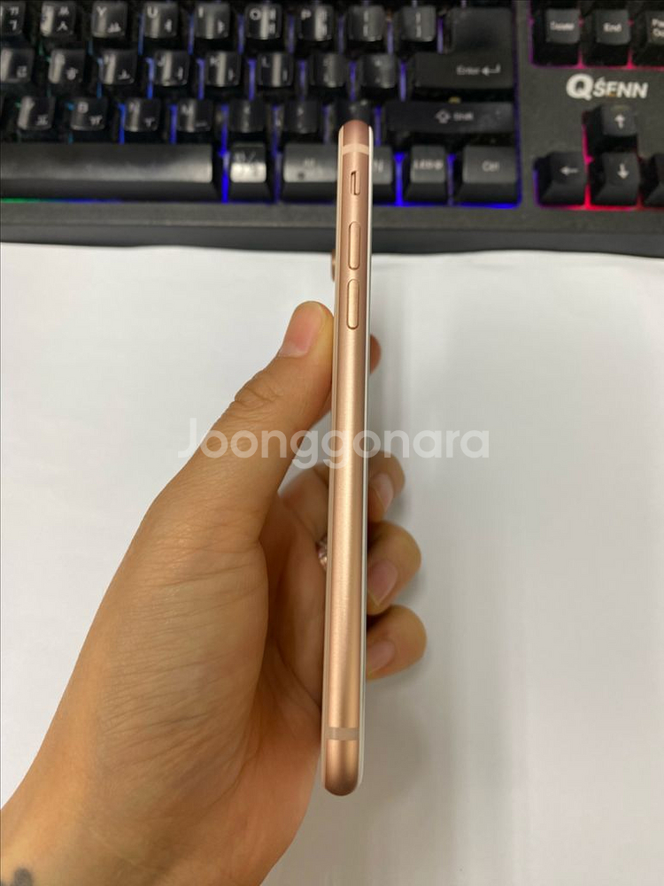 아이폰8 로즈골드 SSS급 64GB 배터리100%--4