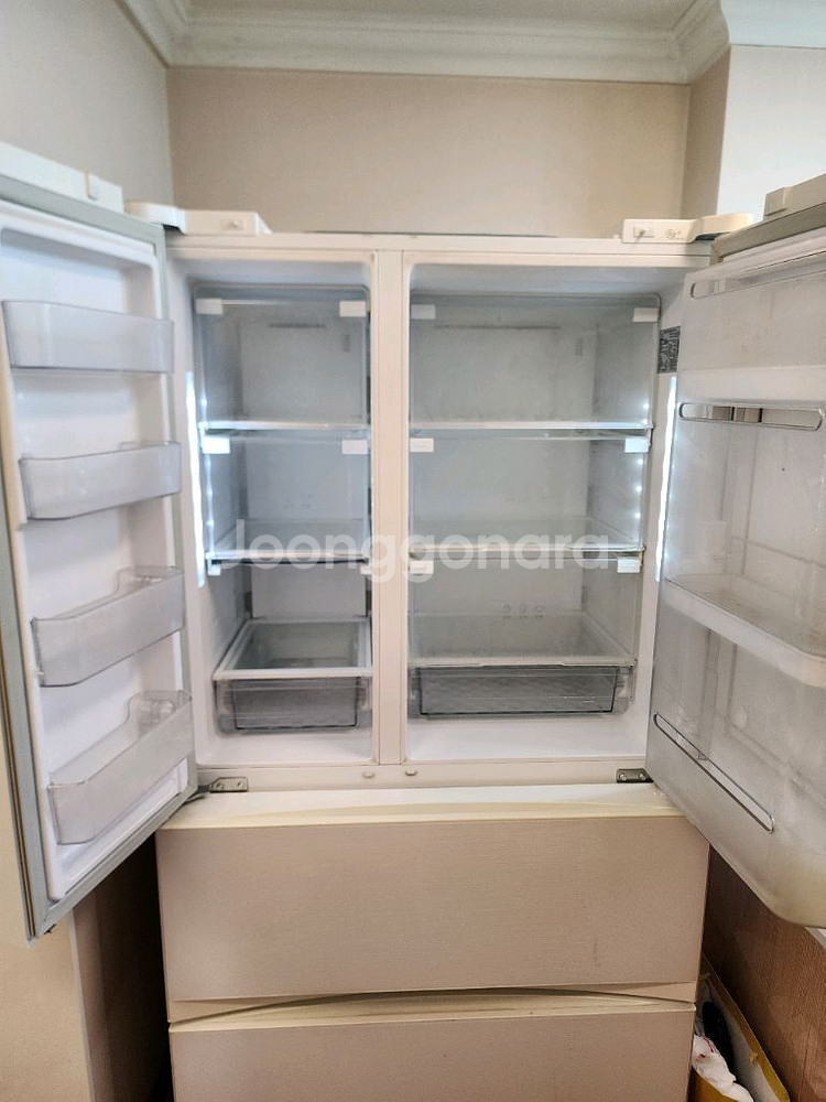 LG 김치냉장고 R-D573GQZW 565L 판매합니다--1