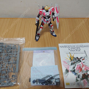mg 내러티브 건담 버카 도색작 판매합니다