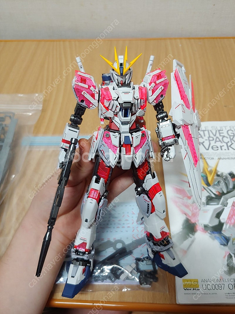 mg 내러티브 건담 버카 도색작 판매합니다--1
