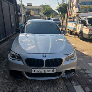 bmw f10 m550d 차량판매합니다