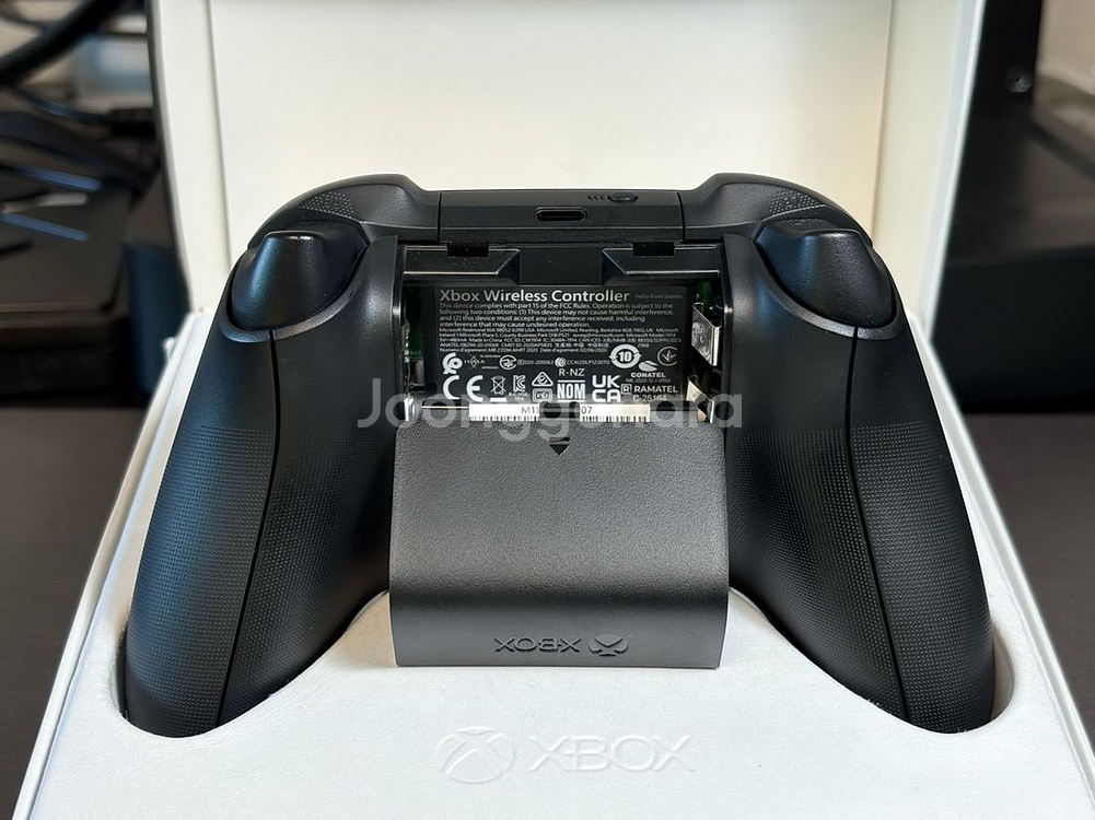 XBOX 엑스박스 4세대 무선 컨트롤러--1