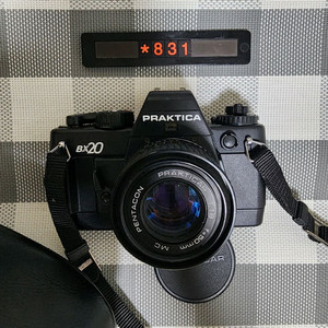 프락티카 BX 20 필름카메라 1.8 단렌즈