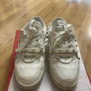 발렌티노 신잘