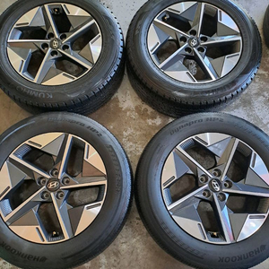 투싼NX4 18인치휠타이어 카니발 싼타페 가능