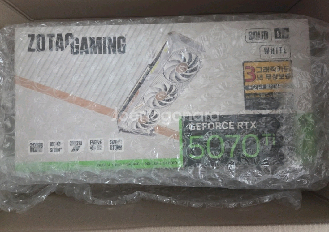 Zotac RTX 5070Ti White 그래픽카드--0