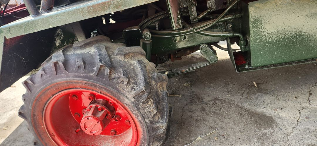 튼튼한 사륜 4wd 파워핸들 덤프 리프트 운반차 작업차--4