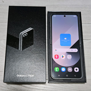 갤럭시 Z플립6 실버 256GB 액정교체폰 A급 팝니다
