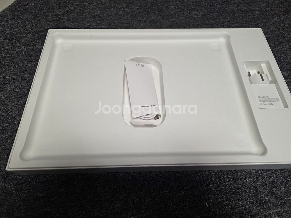 갤럭시북4프로 NT960XGK-KD72S--1
