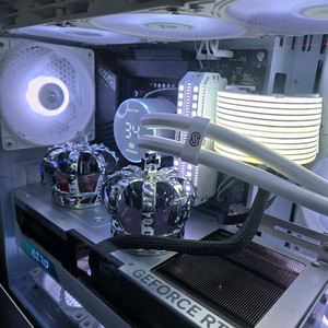 13700kf 4080aero 화이트 본체