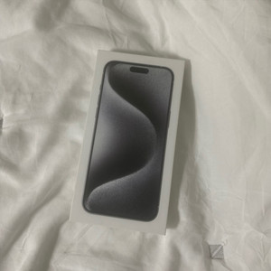 아이폰 15 프로 맥스 258GB 개봉만 한 세재품