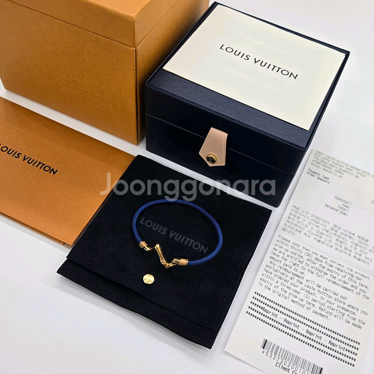 루이비통 볼트 업사이드 다운 플레이 라지 팔찌--1