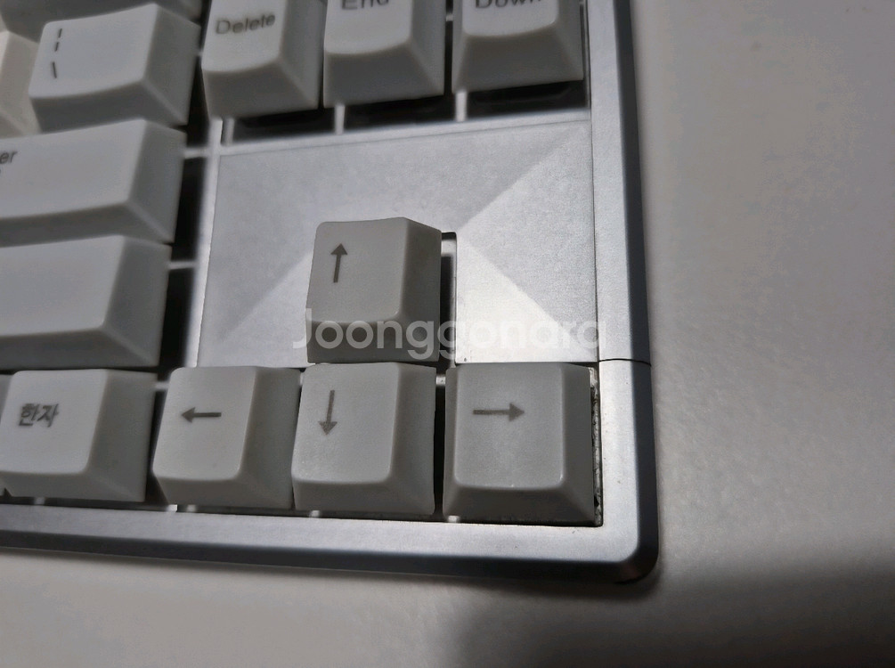 k935p v2 무접점 키보드 팝니다--3