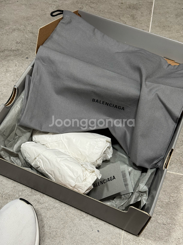 발렌시아가 스피드러너 260--4