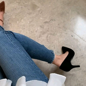 안젤룸 쿠션 스웨이드 스틸레트 기본 힐