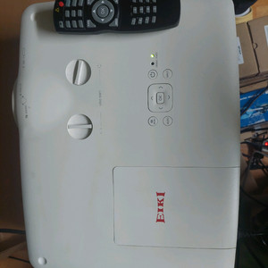 EIKI 빔프로젝터 LC-LU3050