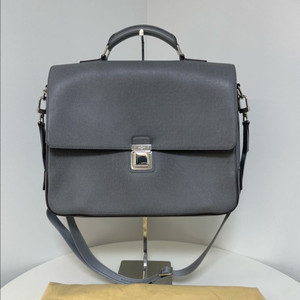 루이비통 타이가 바실리PM 브리프케이스 서류가방