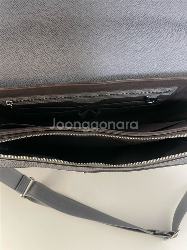 루이비통 타이가 바실리PM 브리프케이스 서류가방--6