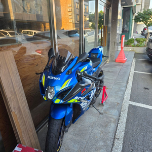 2018 스즈키 GSX-R 1000R 판매합니다(수리완