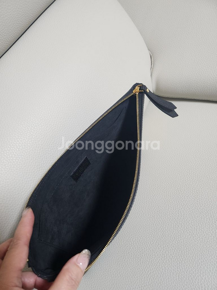 루이비통 데일리 모노그램 캔버스 파우치 블랙--2