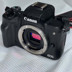 캐논 EOS M50 및 펜탁스 ME 카메라 장비 일괄
